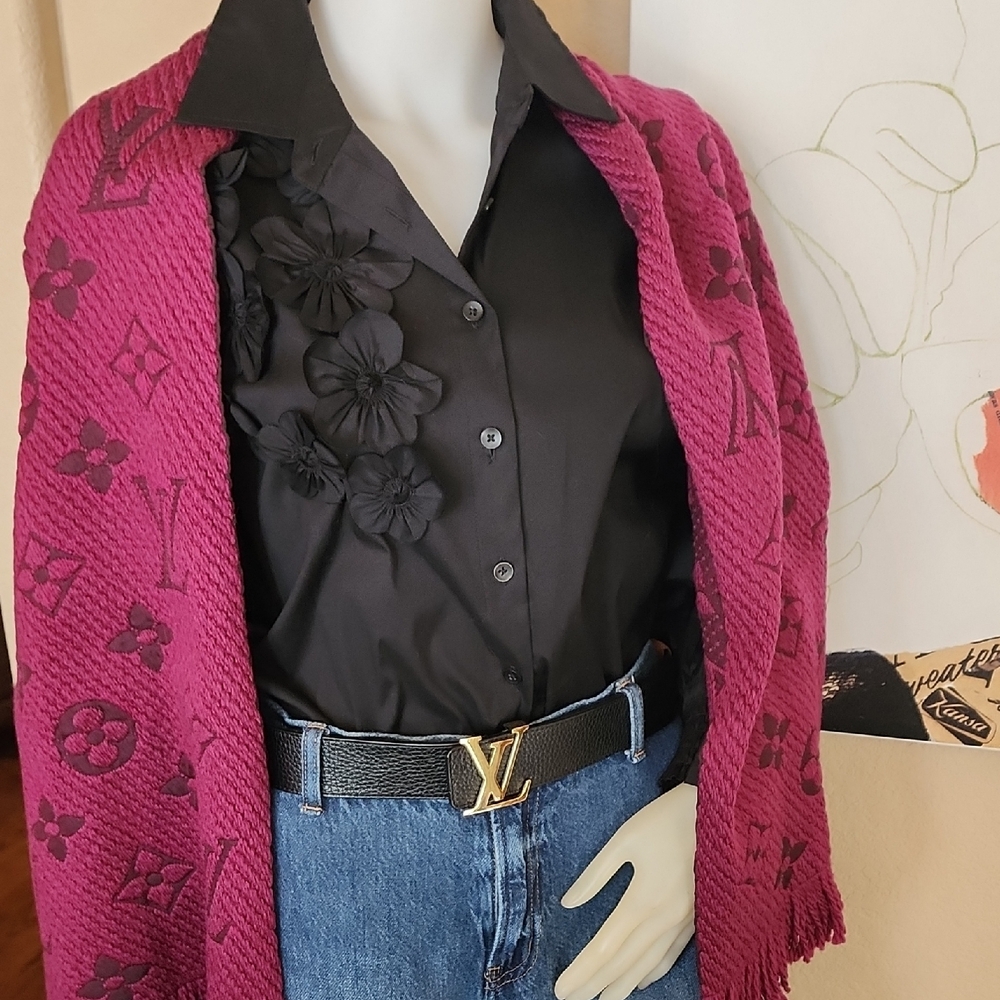 BNEW UNUSED Louis Vuitton Purple Fuschia Pink LOGOMANIA MONOGRAM Scarf M75503